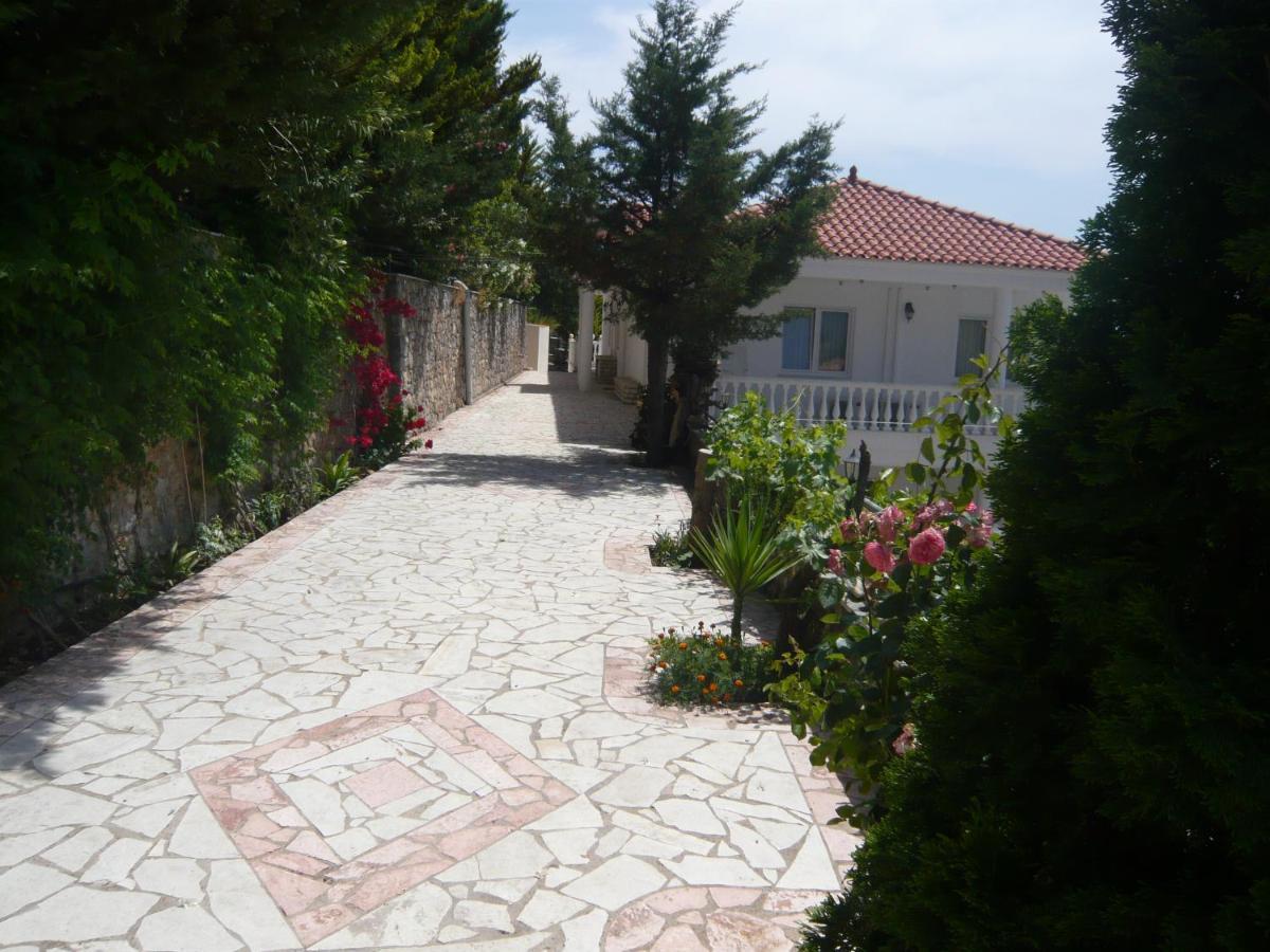 Verga Panorama Apartments Kalamata Eksteriør billede